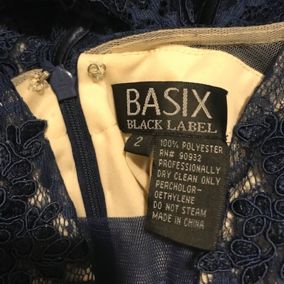 Basix Black Label - NWT Sleeveless Lace Dress - Picture 4 of 8